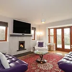 3 Croftside