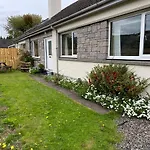 Comfortable 3 Bedroom Home In Aviemore