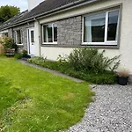Comfortable 3 Bedroom Home In Aviemore