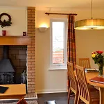Holly Lodge