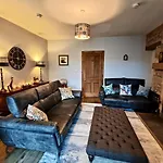 Sleepy Cottage