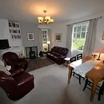 Gardeners Cottages