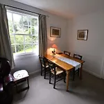 Gardeners Cottages