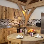 Macdui Lodge