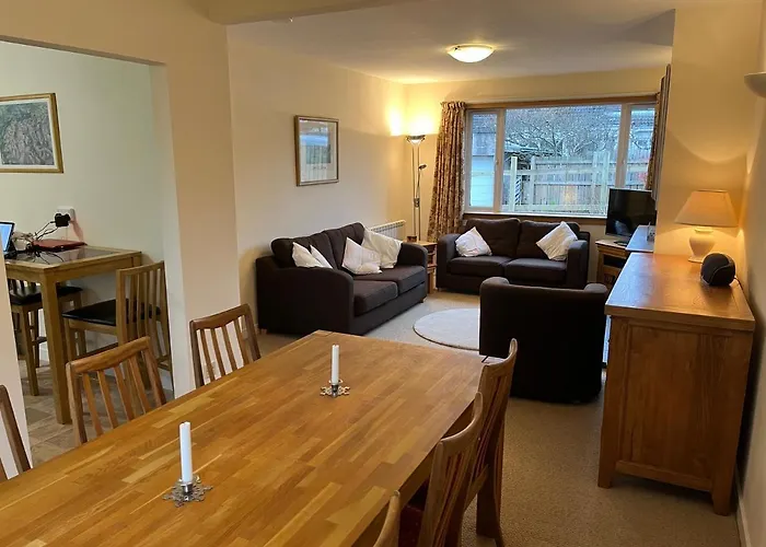 Comfortable 3 Bedroom Home In Aviemore