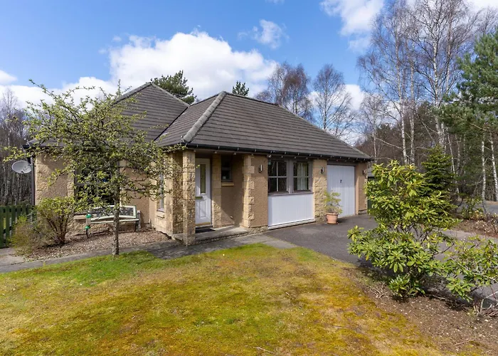 Holiday Home Falcon Lodge By Interhome