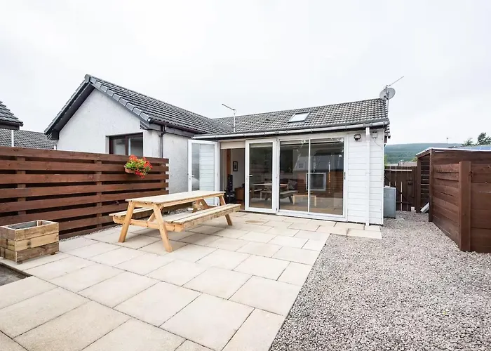 4Guests-2Br-Privategarden-Freeparking