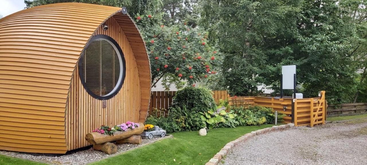 Bed & Breakfast Eriskay And Glamping Aviemore