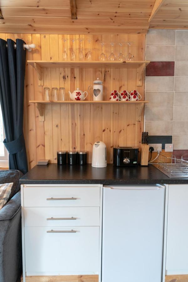 Chalet Pine Marten Bar Glenmore Treehouse
