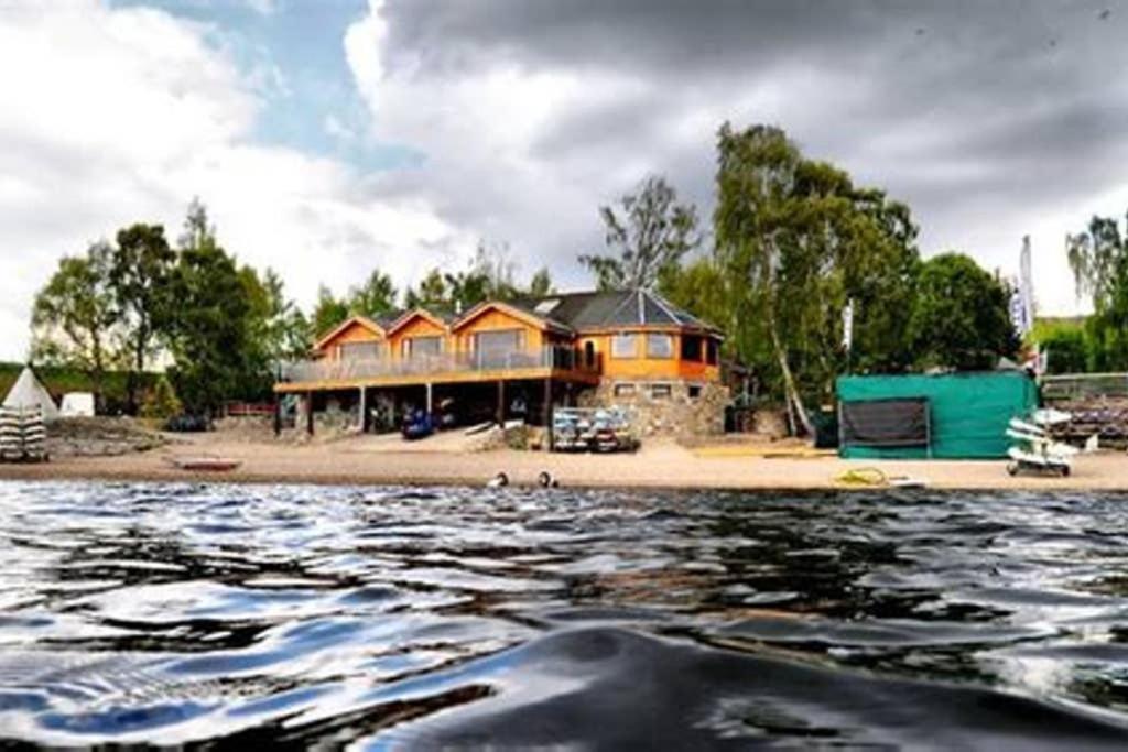 The Snug At The Lodge, Homestay *