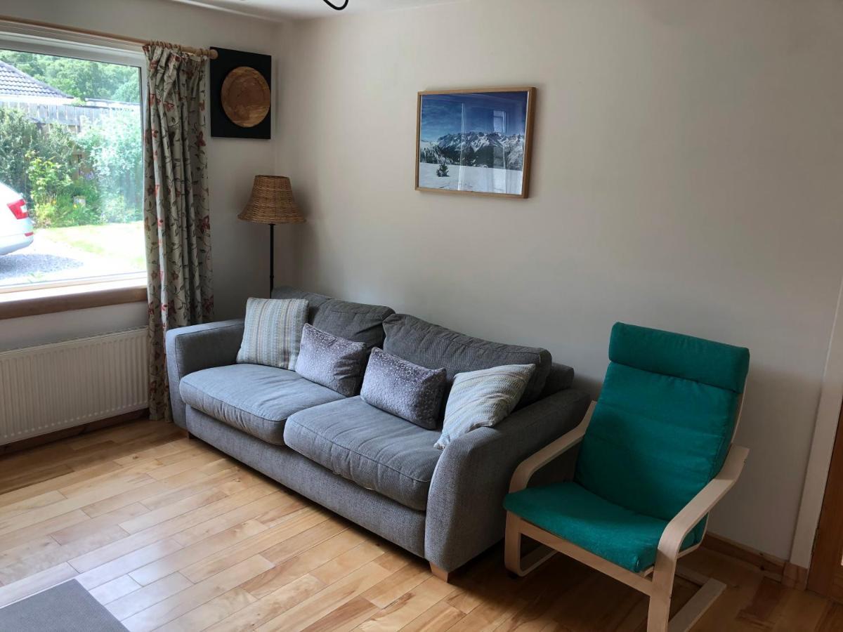 21 Craig Na Gower Avenue *