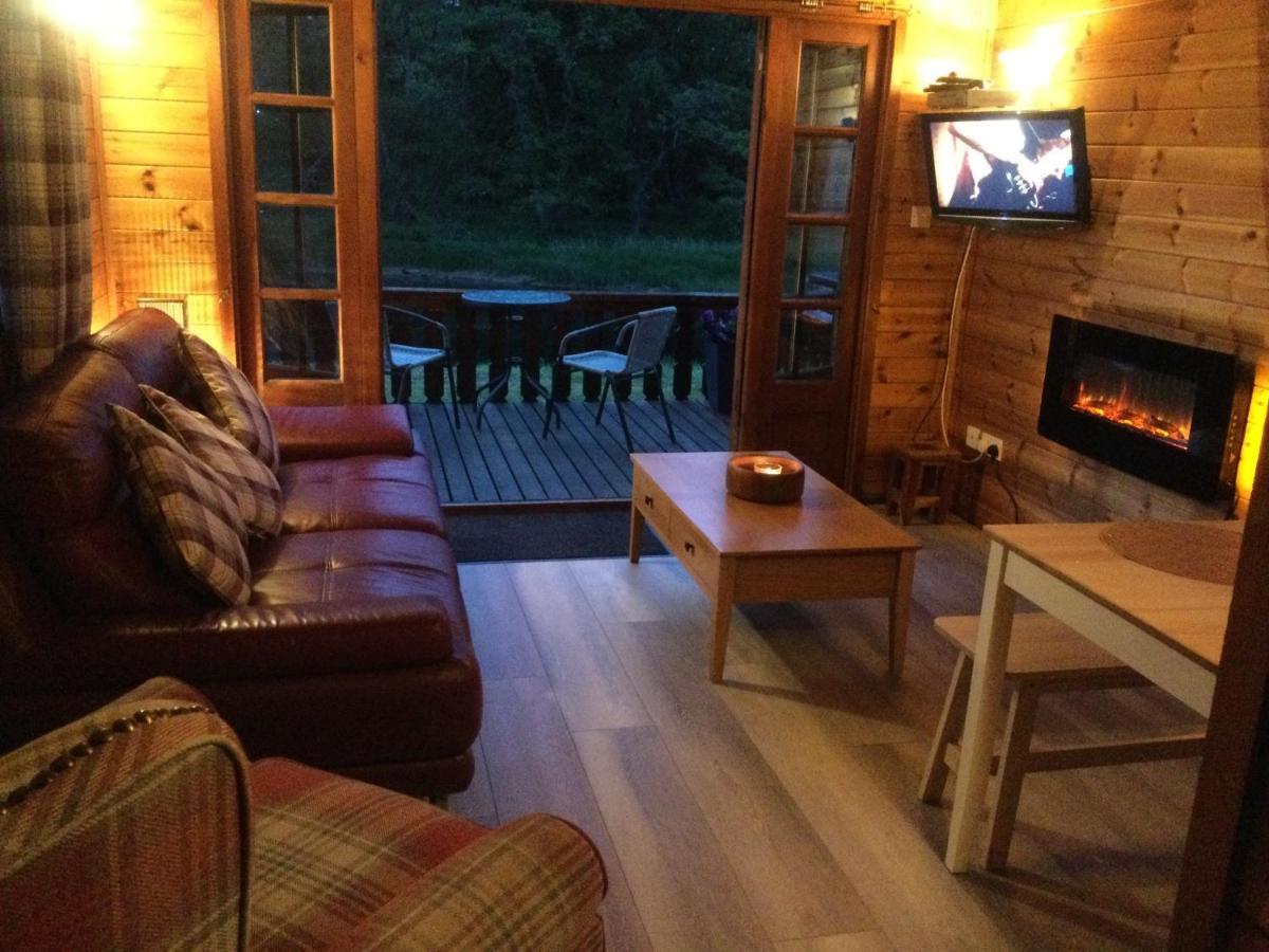 Riverside Retreat Apartment *