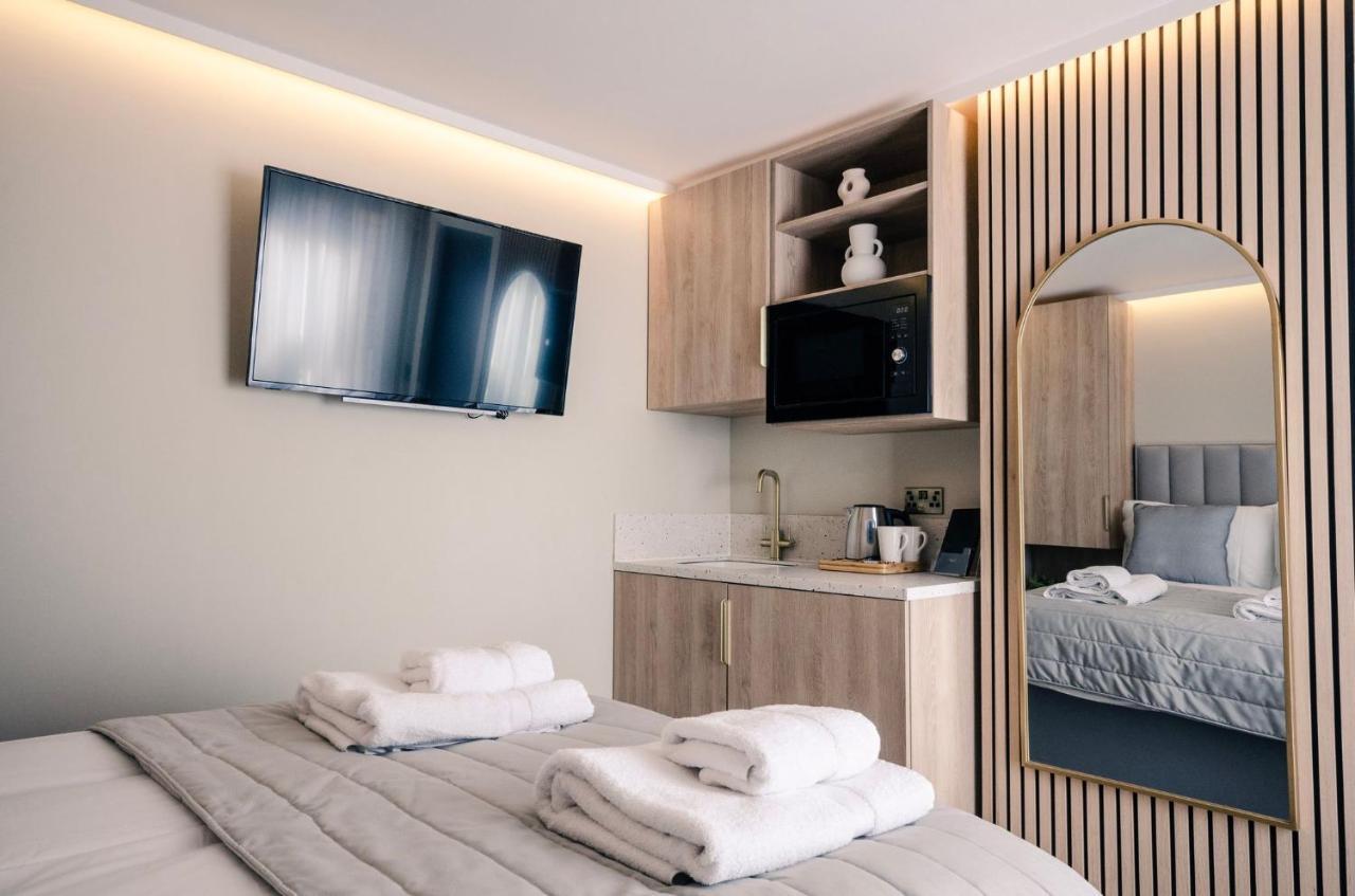 Sweeney One Apartamento *