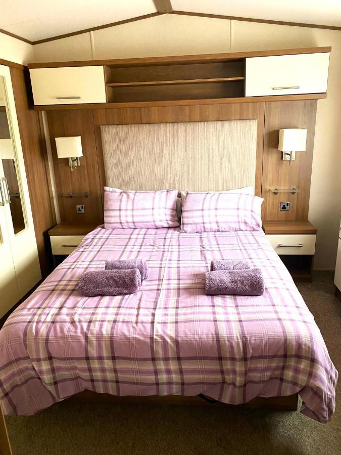 38 Holiday home *