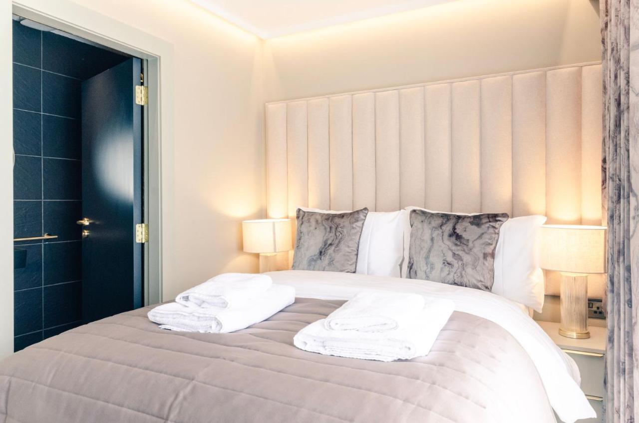 Sweeney One Apartamento