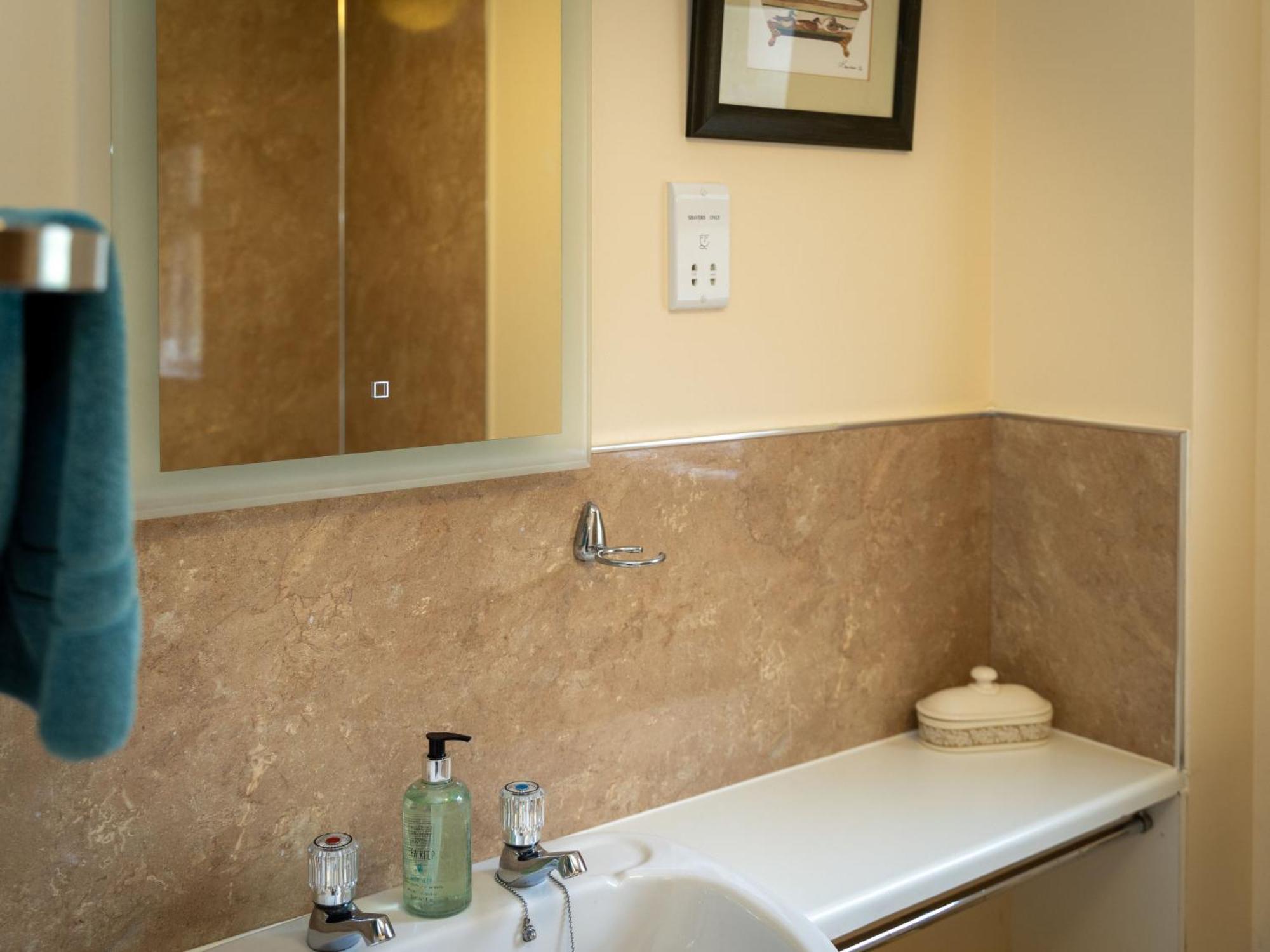 Holiday home Falcon By Interhome