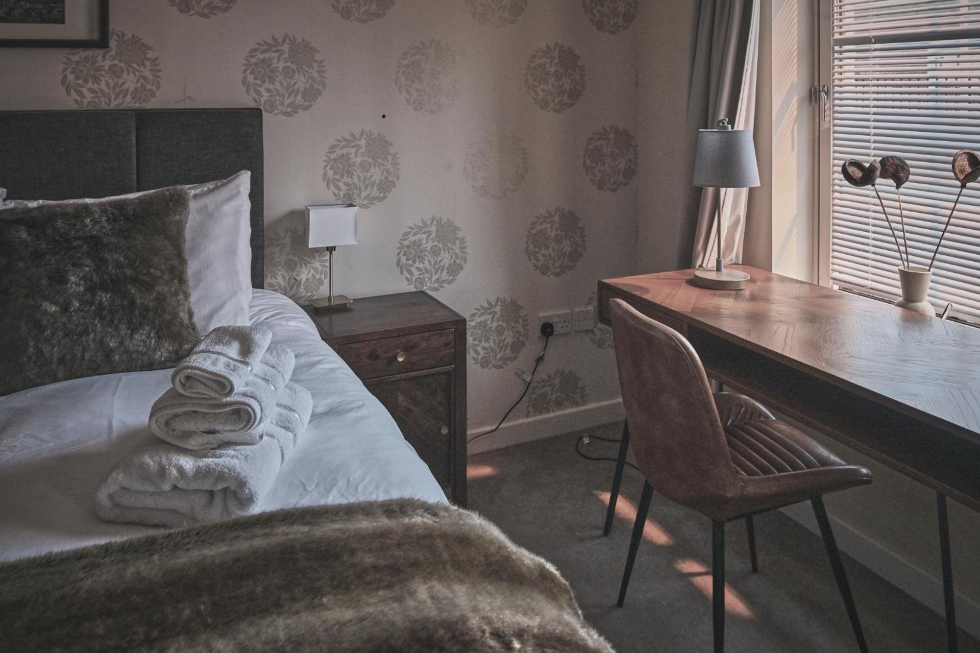 Apartment The Steadings, Luxury 5 Star Rated 3 Bed With Cinema Garden And Parking *