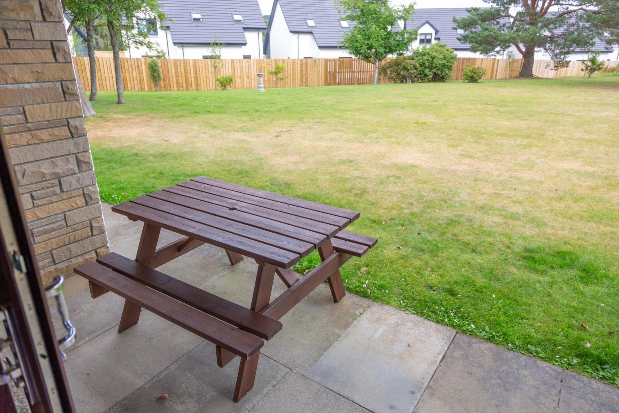 Scandinavian Village Ltd Hotel Aviemore
