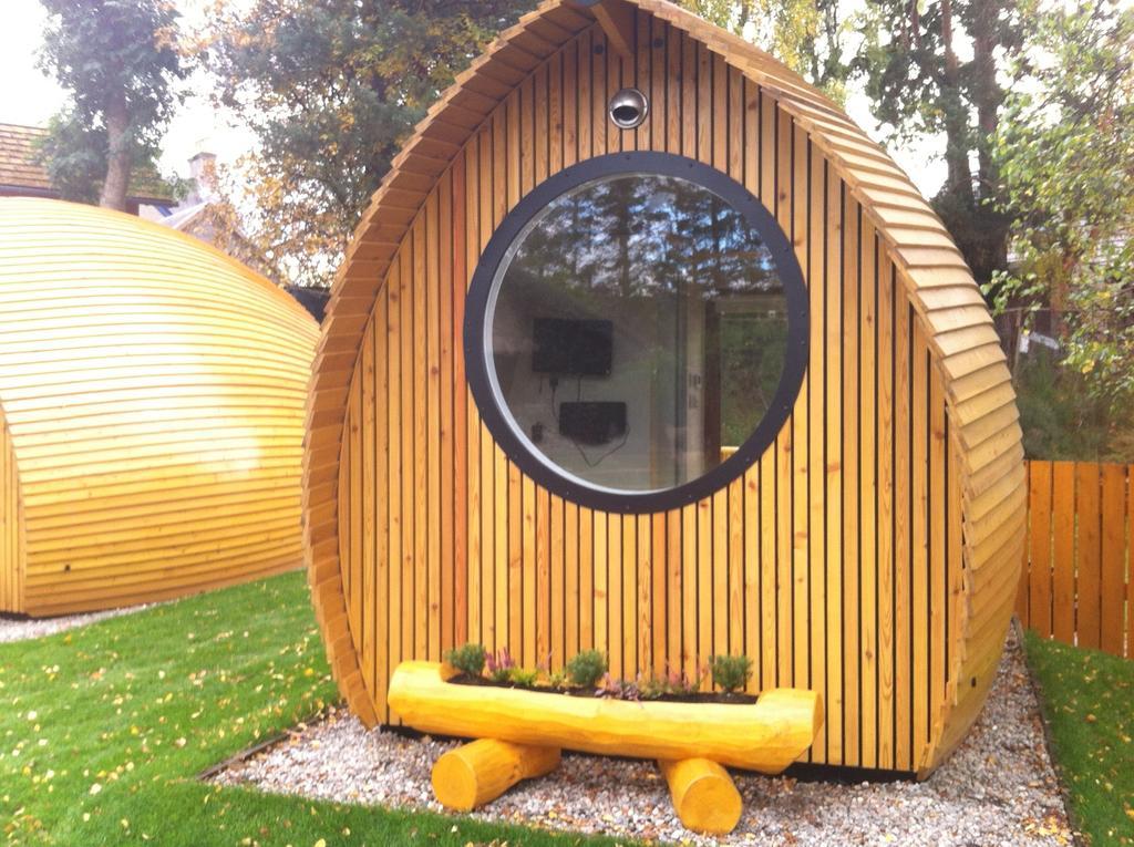 Bed & Breakfast Eriskay And Glamping Aviemore