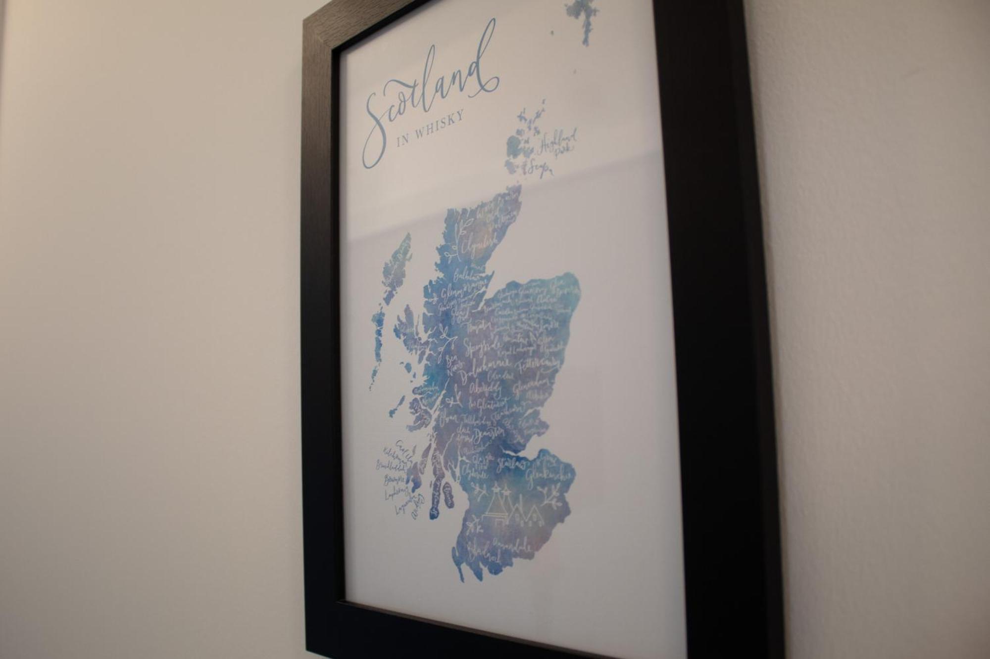 31 Caledonia Place Holiday home *