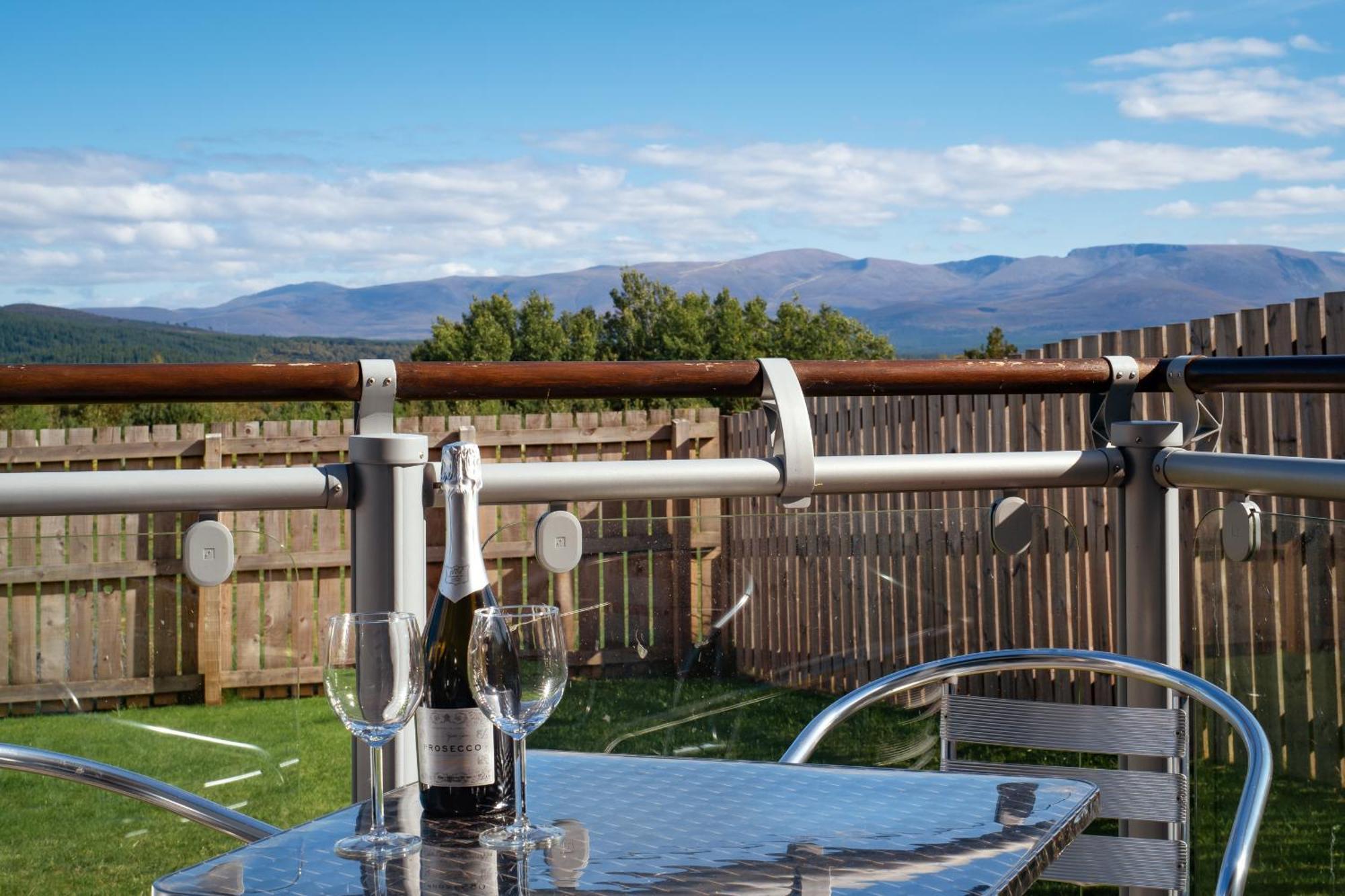 Snowmass - Hot Tub In