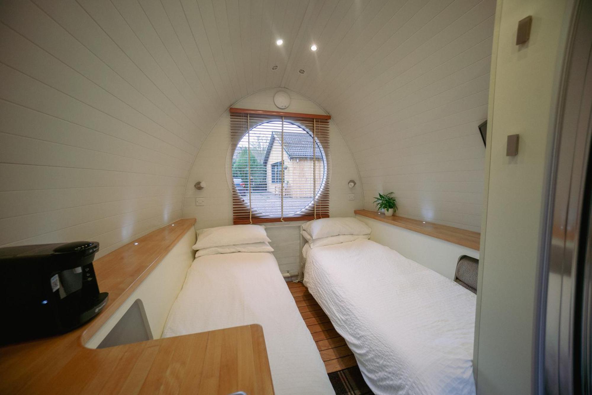 Eriskay And Glamping Bed & Breakfast 4*
