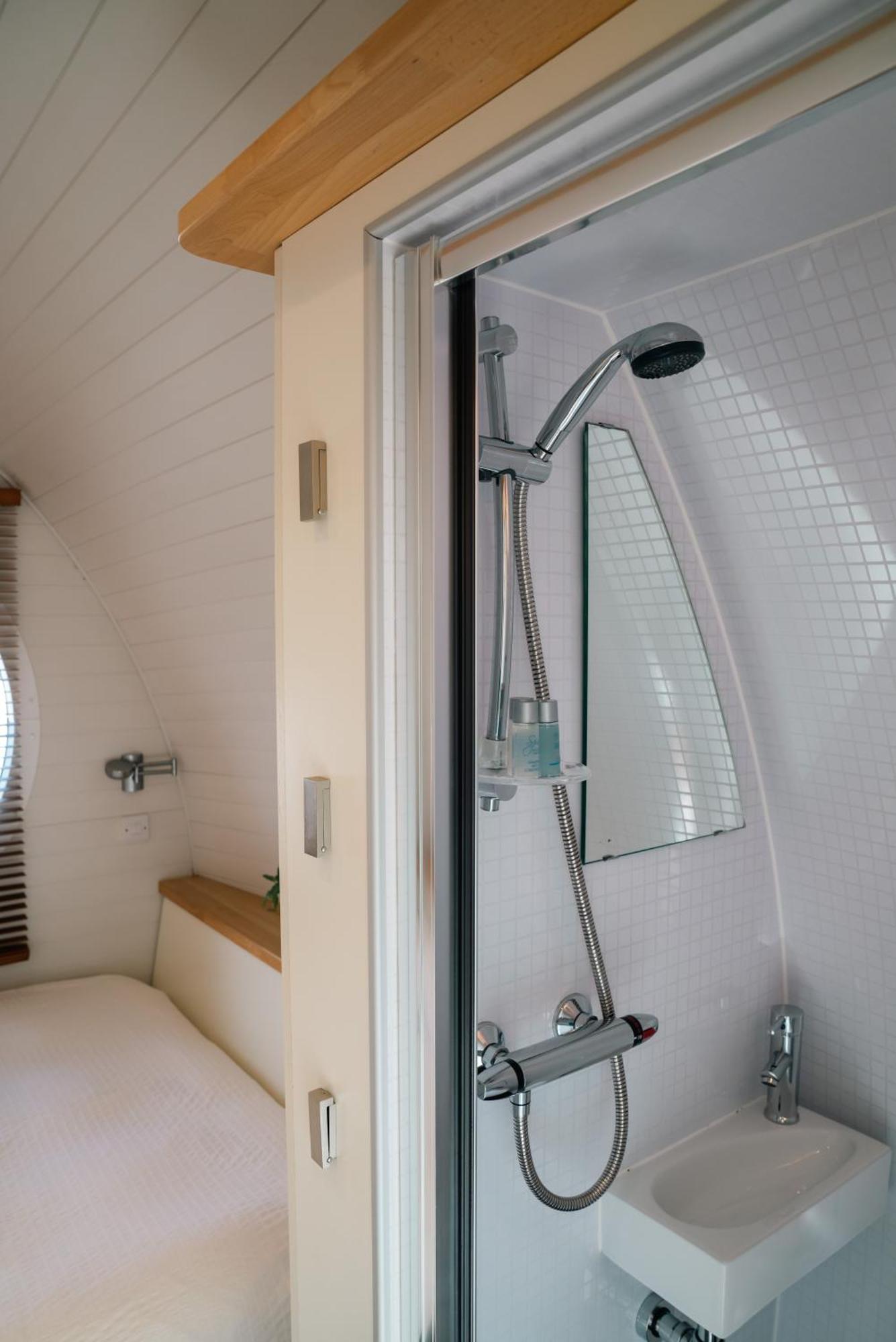 Bed & Breakfast Eriskay And Glamping 4*