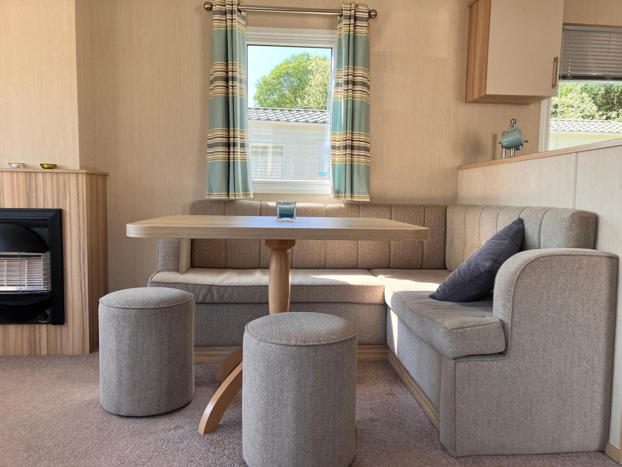 Holiday home Alvie -