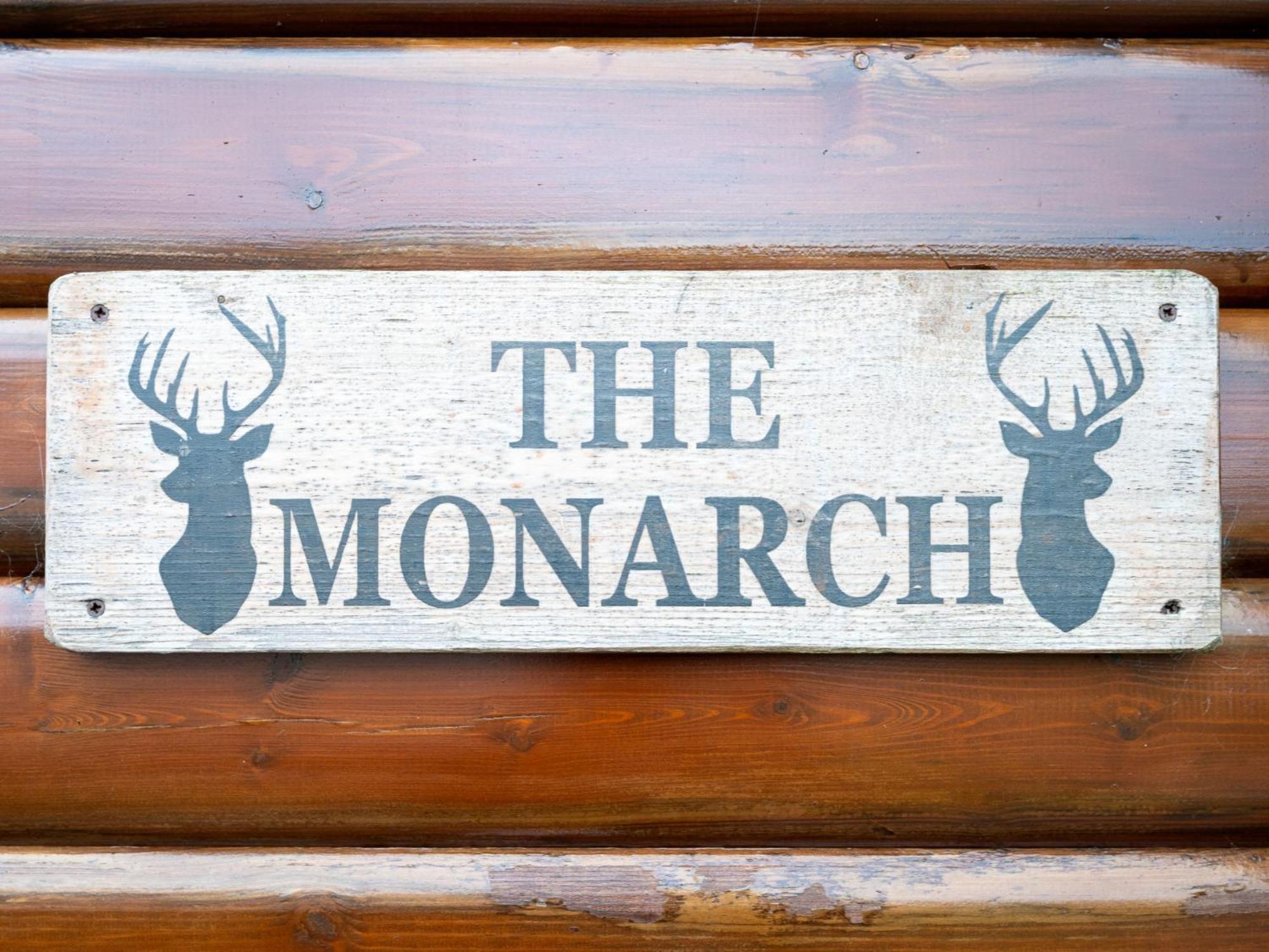 Monarch By Interhome *