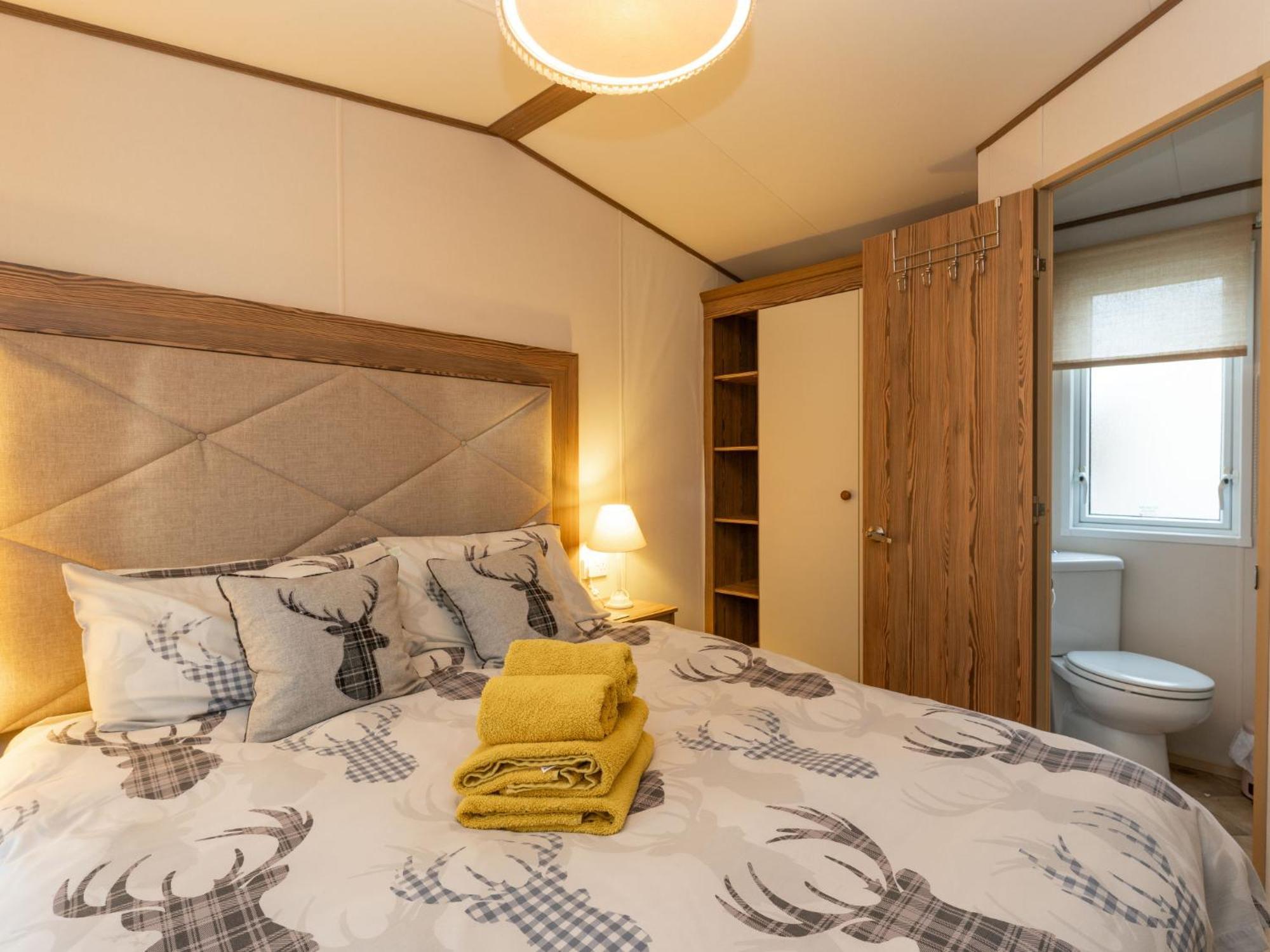 Monarch By Interhome Chalet *