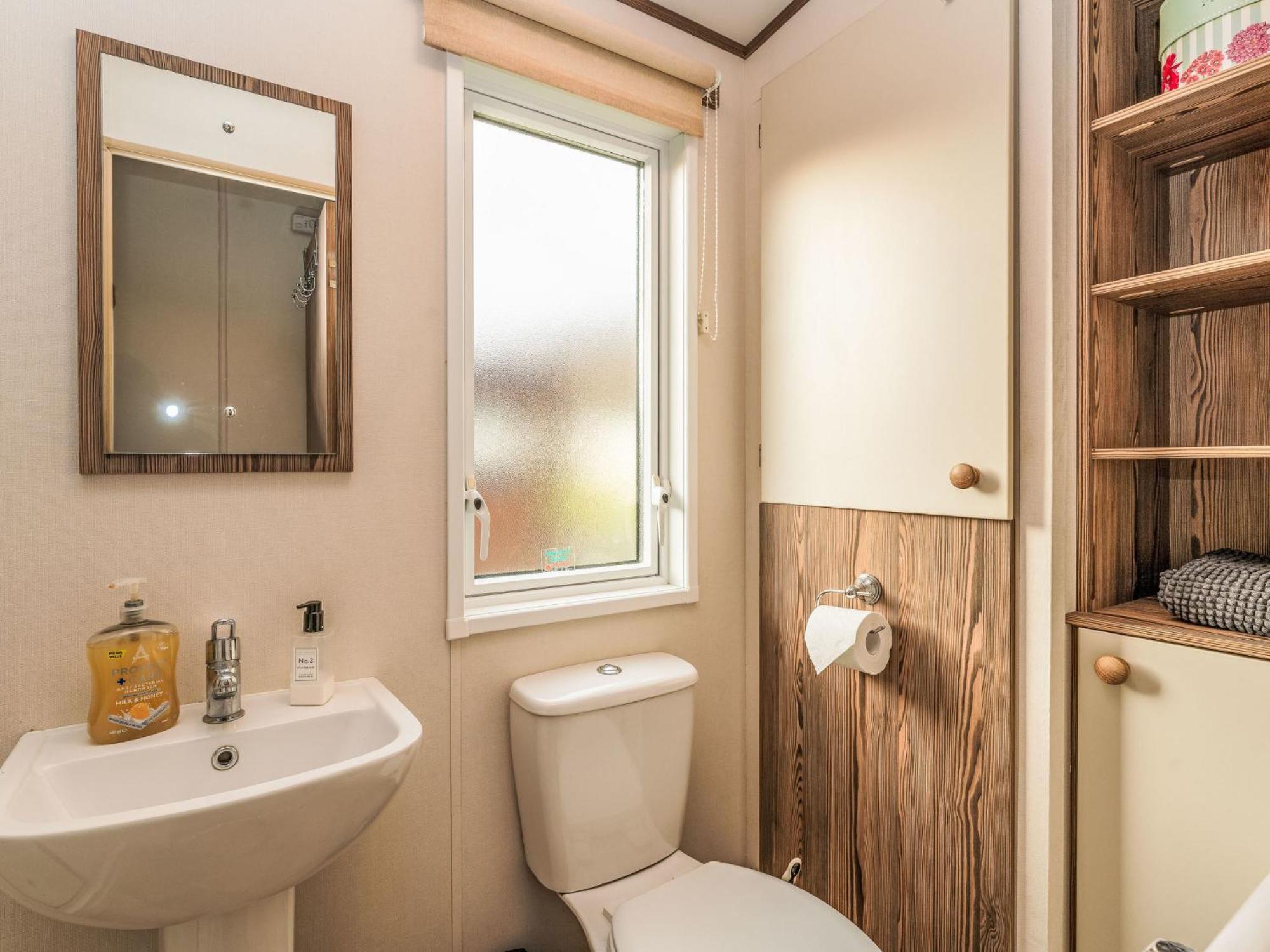 Monarch By Interhome