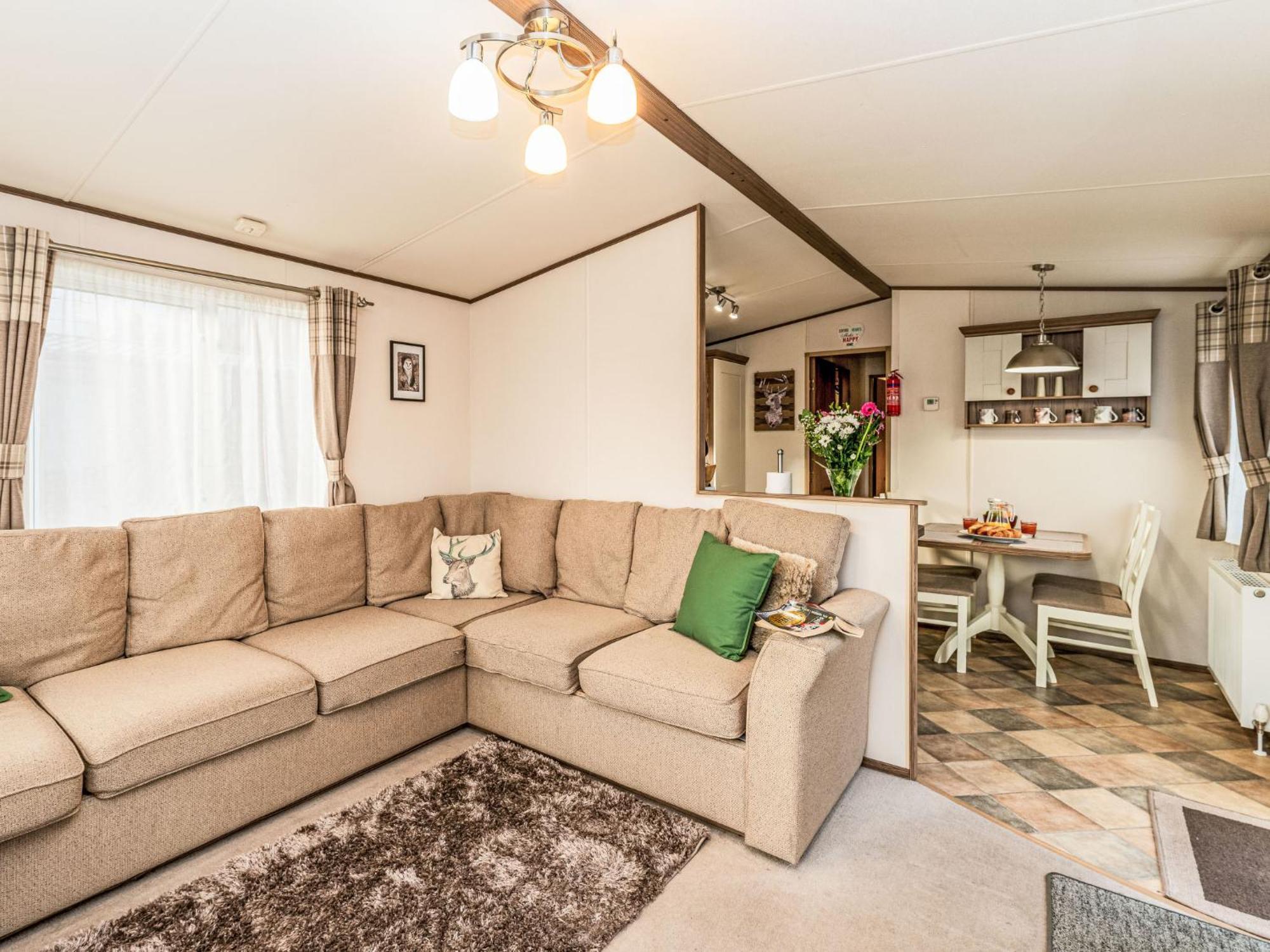 Monarch By Interhome
