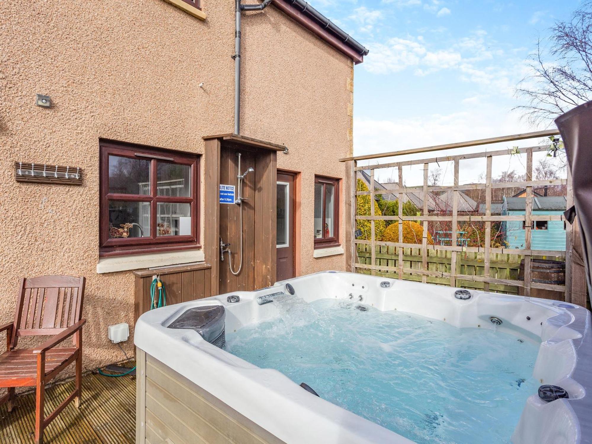 Holiday home Cairnie View