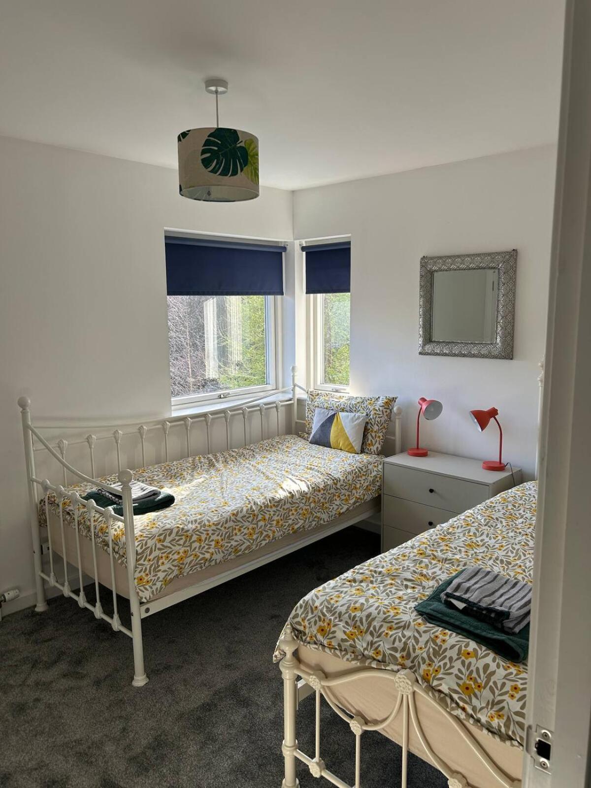 Woodside Retreat In *