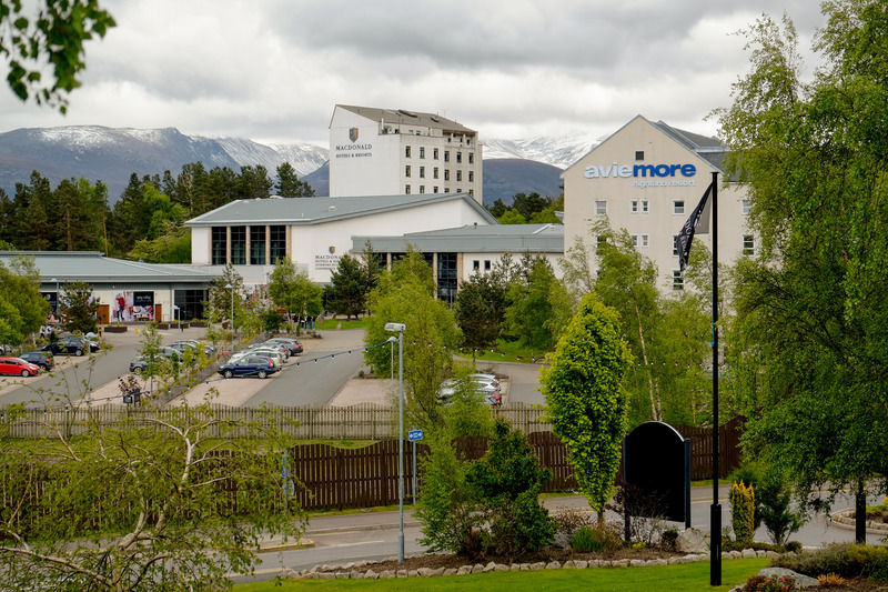Hotel Macdonald Highlands At Macdonald 4*