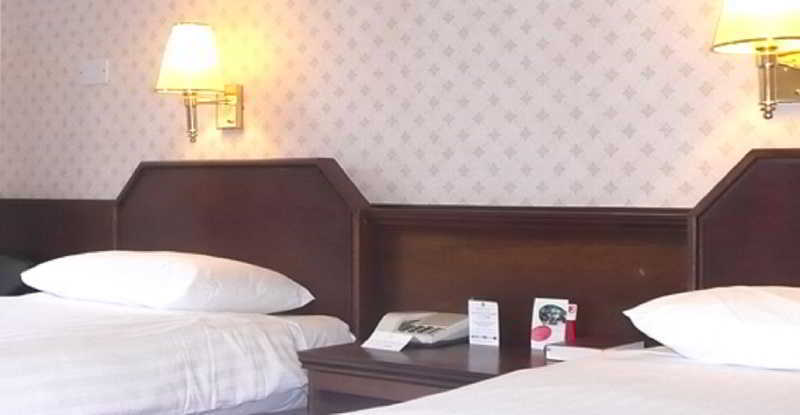 Macdonald Morlich At Macdonald 4*
