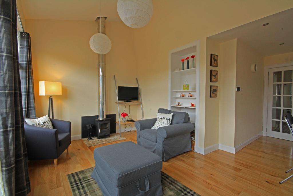 Flat 7 Grampian Road Apartment *