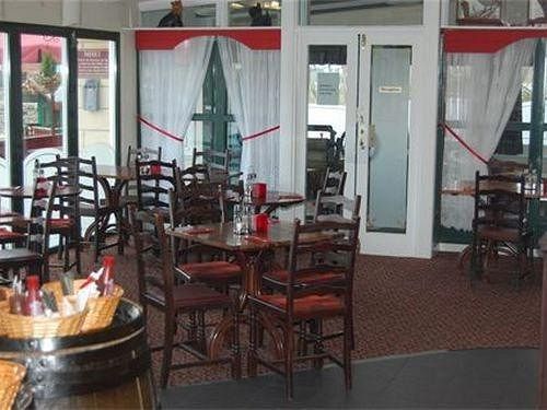 Mackenzies Highland Inn 2*