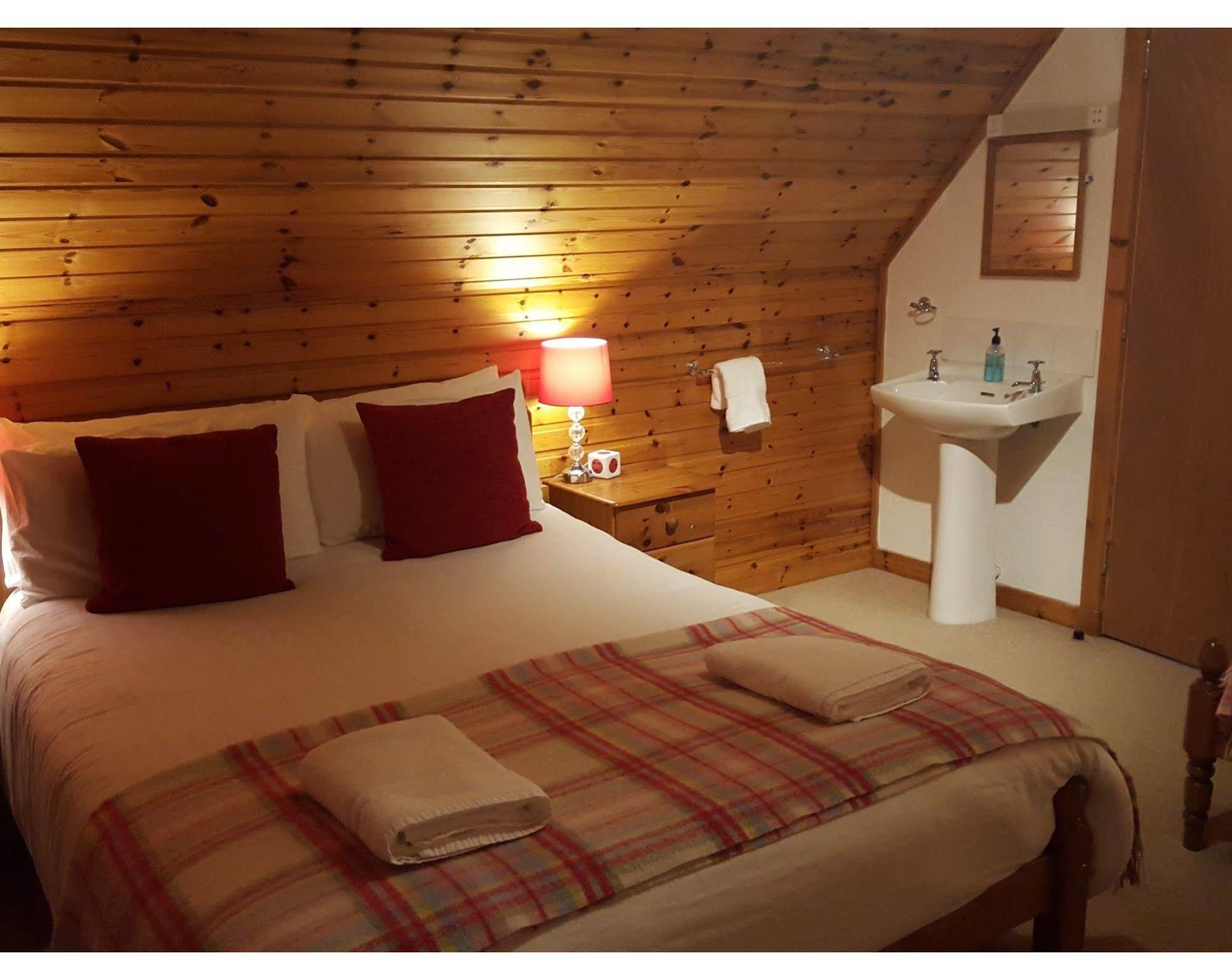 Carn Mhor 3*