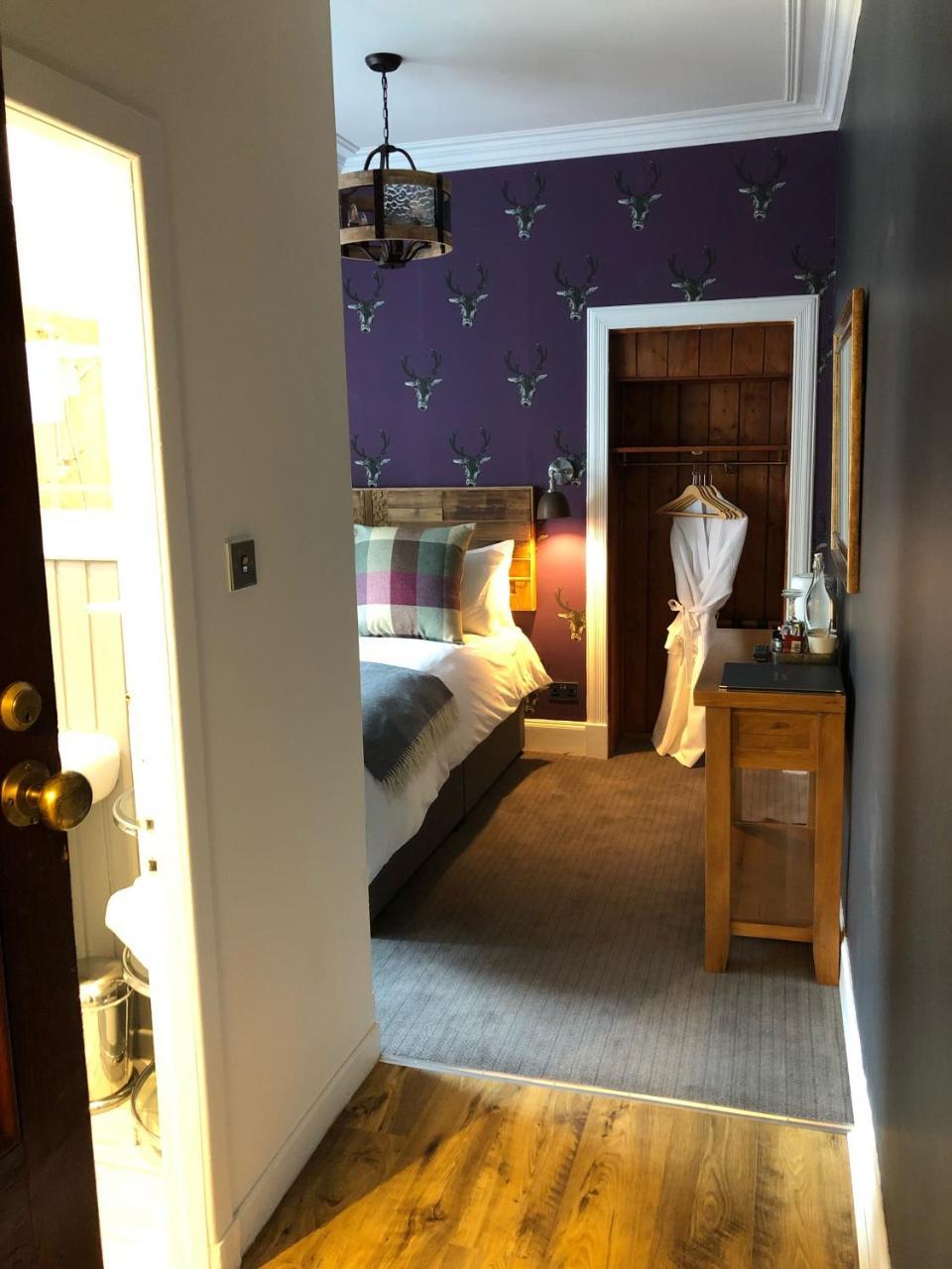 Guest house Ravenscraig 4*