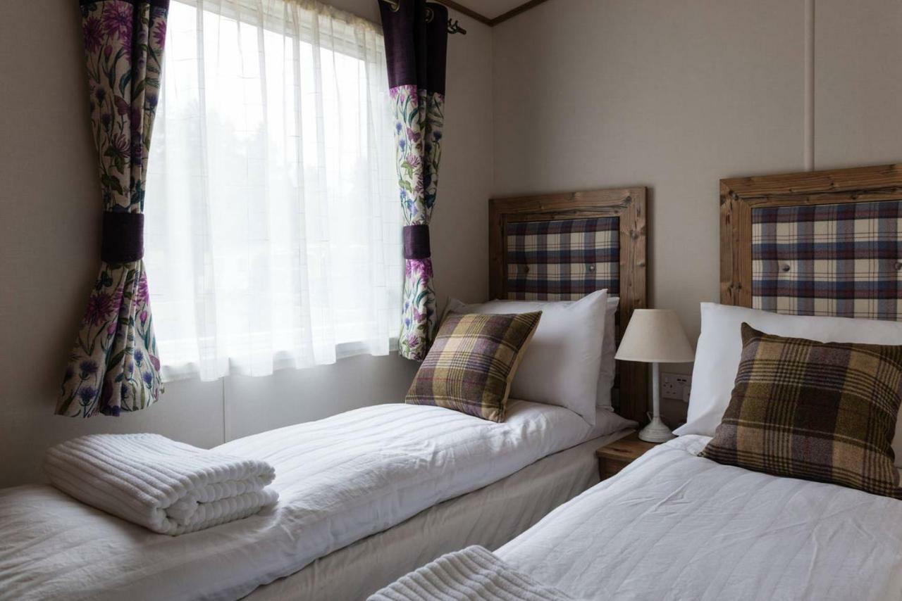 Dunroamin Chalet