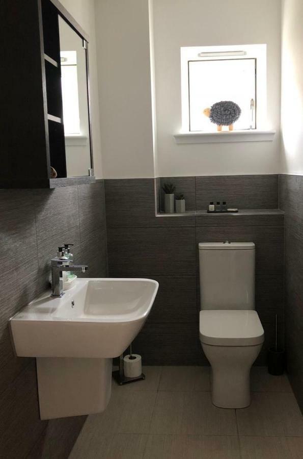 9 Milton Side Holiday home *