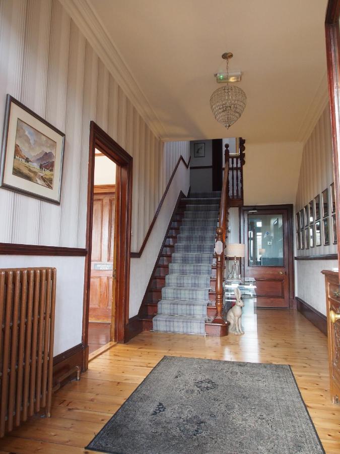 Ravenscraig Guest house 4*