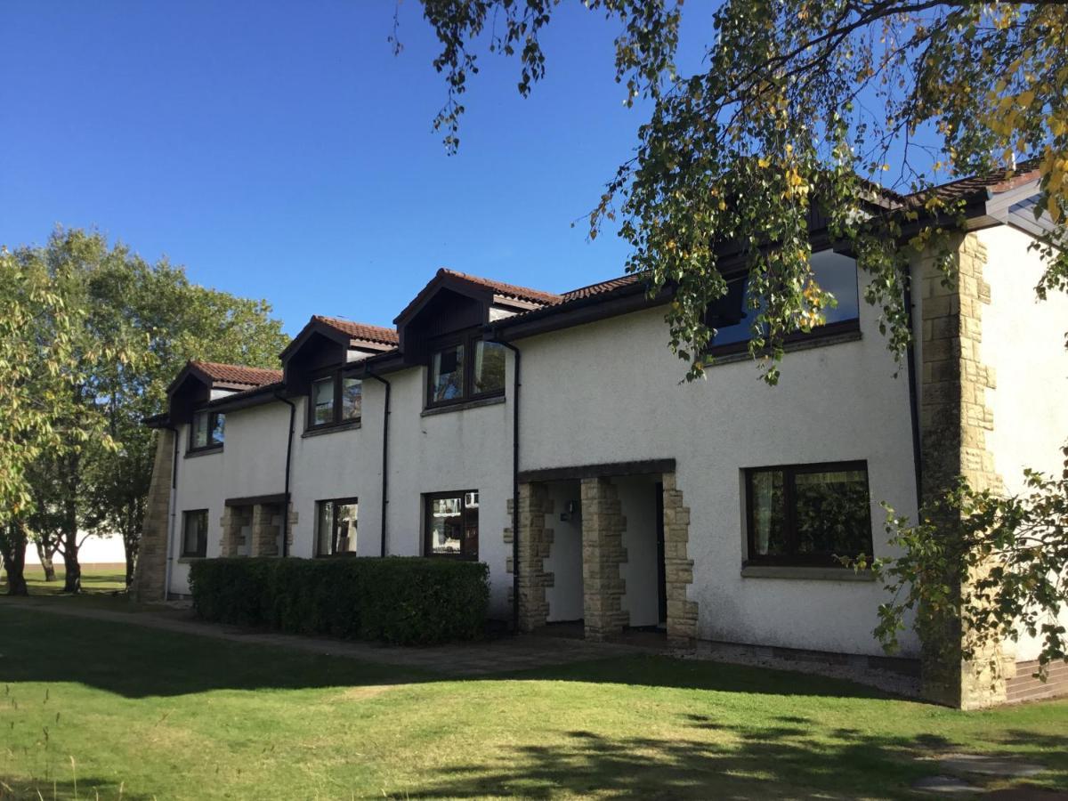Macdonald Spey Valley 3*