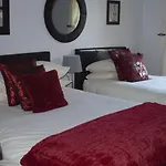 Dunroamin Self-Catering Apartment