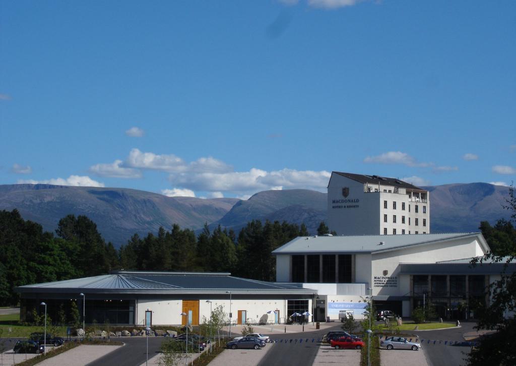 Macdonald At Macdonald Hotel 4*