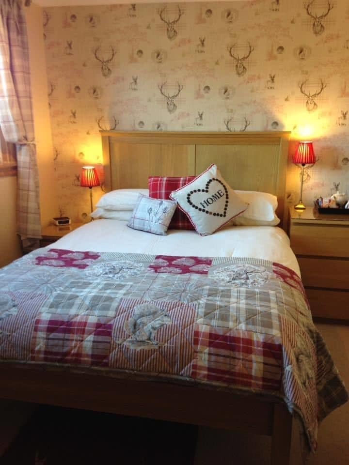 Bed & Breakfast Dunroamin 4*